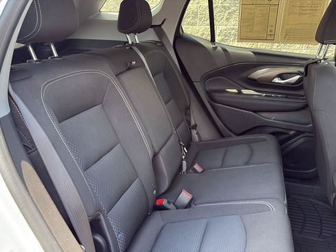 Used 2022 GMC Terrain SLE w/ Driver Convenience Package FWD image 27