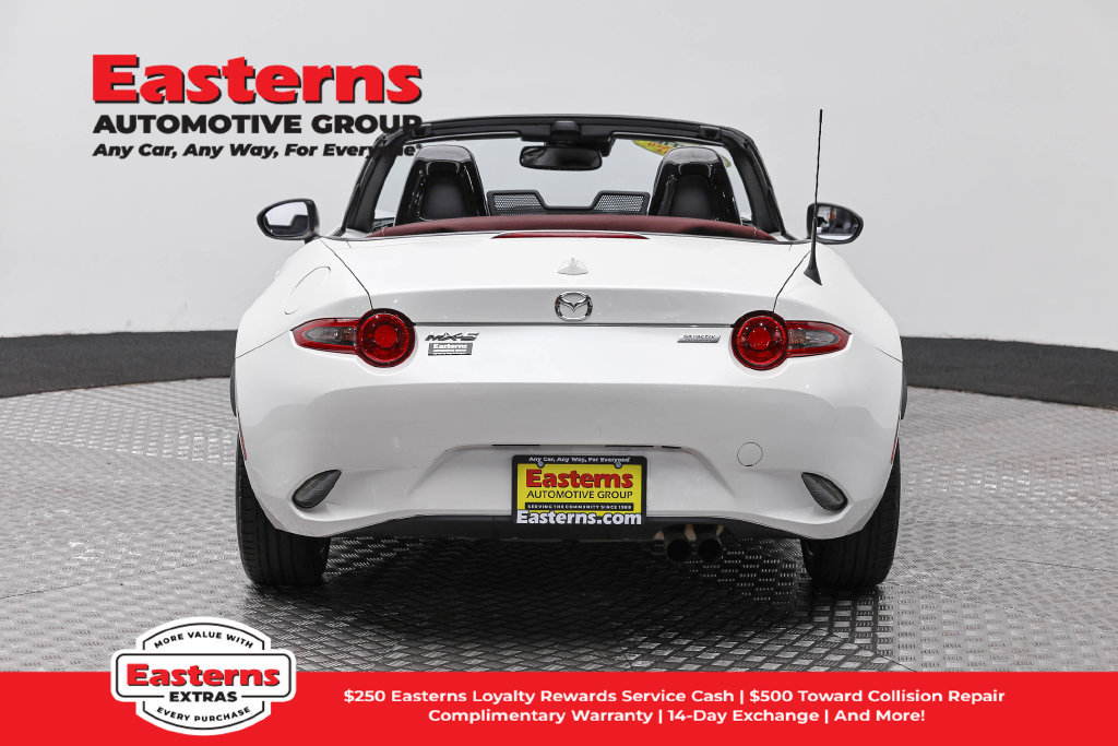 Used 2018 MAZDA MX-5 Miata Grand Touring RWD image 7