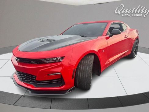 Used 2020 Chevrolet Camaro SS image 9