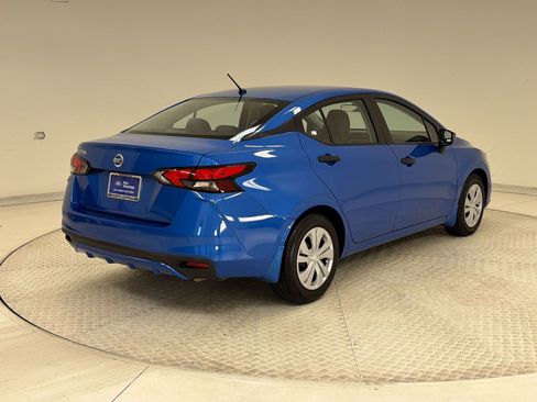 Used 2021 Nissan Versa S FWD image 9