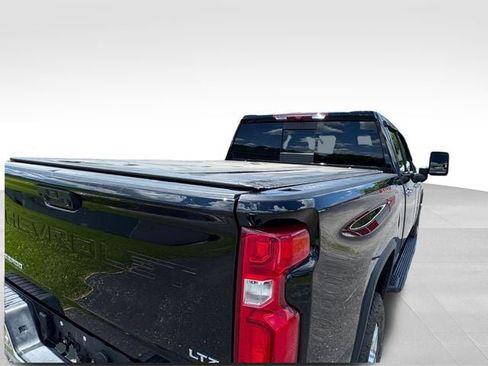 Used 2024 Chevrolet Silverado 2500 LTZ w/ LTZ Plus Package AWD/4WD image 33