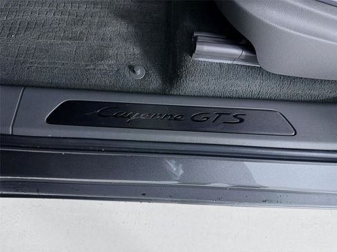 Used 2021 Porsche Cayenne GTS AWD/4WD image 10
