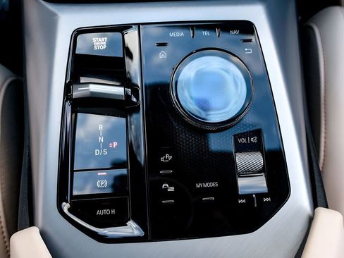 Used 2025 BMW X3 xDrive30i image 48