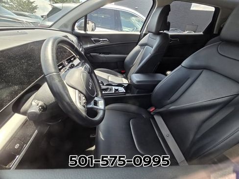 Used 2024 Kia Sportage EX FWD image 9