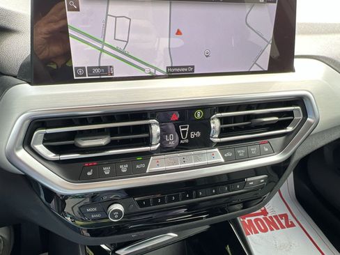 Used 2022 BMW X3 xDrive30i w/ Convenience Package image 18