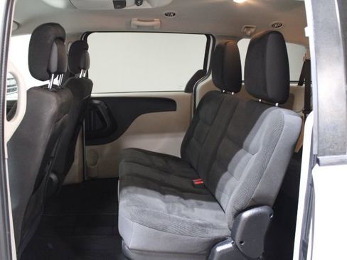 Used 2017 Dodge Grand Caravan SE w/ Power Window Group FWD image 19