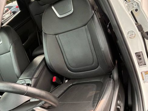 Used 2024 Hyundai Tucson Limited AWD/4WD image 18
