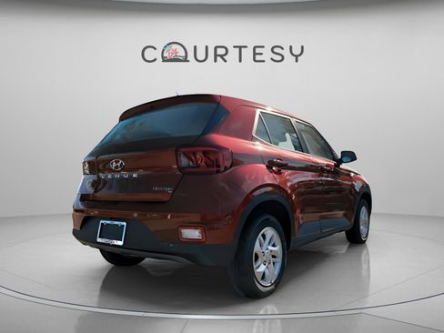 New 2026 Hyundai Venue SE image 4
