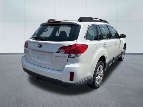 Used 2013 Subaru Outback 2.5i AWD/4WD image 4