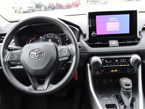 Used 2023 Toyota RAV4 LE FWD image 10