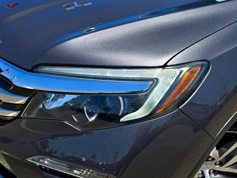 Used 2017 Honda Pilot Elite image 32