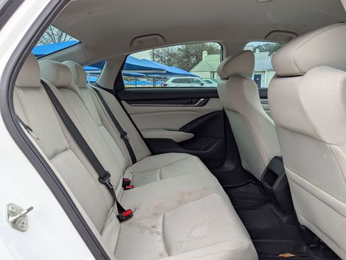 Certified 2018 Honda Accord LX image 24