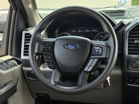 Used 2019 Ford F250 XLT AWD/4WD image 5