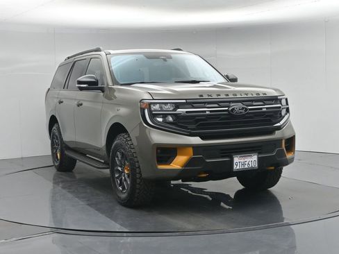 Certified 2025 Ford Expedition Tremor AWD/4WD image 62