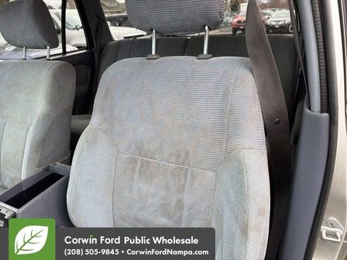 Used 2000 Toyota 4Runner SR5 image 23