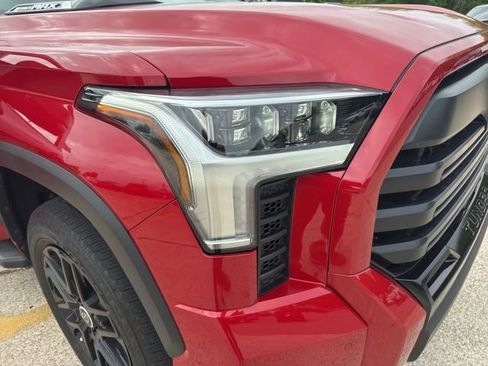 Used 2024 Toyota Tundra Limited AWD/4WD image 34