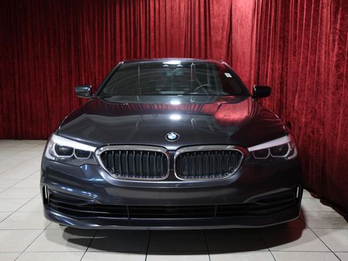 Used 2019 BMW 540i w/ Convenience Package image 9