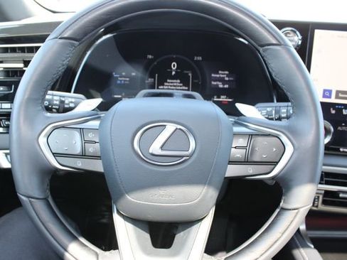 Used 2025 Lexus RX 350 w/ Convenience Package AWD/4WD image 16
