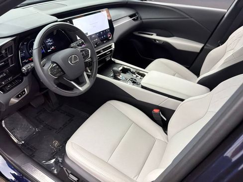 Used 2026 Lexus RX 350h AWD/4WD image 11