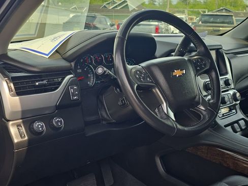 Used 2020 Chevrolet Tahoe LT AWD/4WD image 16