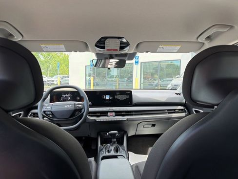 New 2026 Kia K4 FWD image 20
