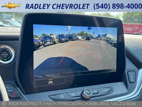 Used 2025 Chevrolet Blazer LT FWD image 9