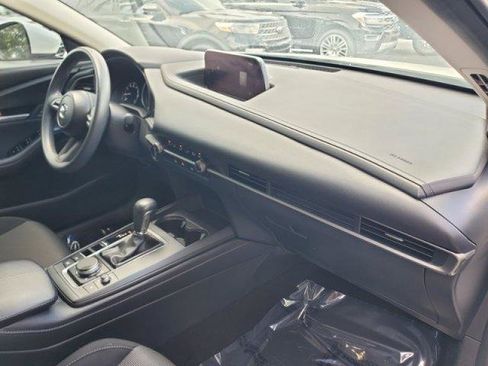 Used 2022 MAZDA CX-30 AWD 2.5 S image 32