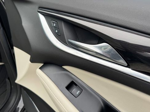 Used 2023 Buick Enclave Essence w/ Experience Buick Package image 33