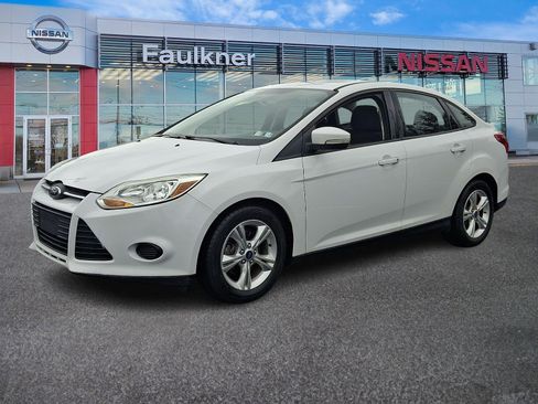 Used 2013 Ford Focus SE FWD image 3
