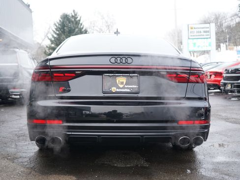 Used 2022 Audi S8 w/ S8 Comfort Plus Package image 8