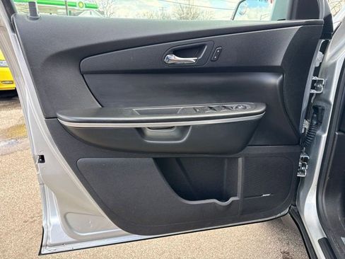 Used 2012 GMC Acadia SLT image 9