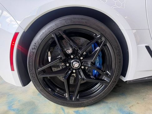 Used 2019 Chevrolet Corvette ZR1 RWD image 31