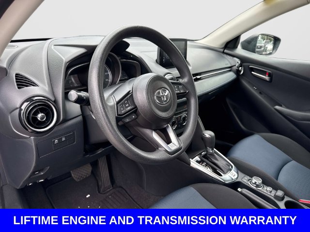 Used 2020 Toyota Yaris LE FWD image 32