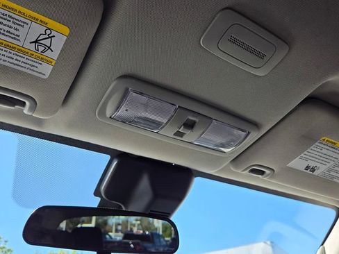 Used 2022 Nissan Frontier S w/ Technology Package image 26