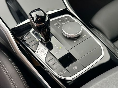 Used 2022 BMW 230i Coupe w/ Convenience Package image 9