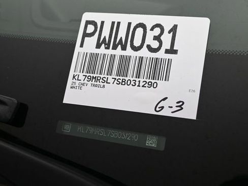Used 2025 Chevrolet TrailBlazer LT AWD/4WD image 26