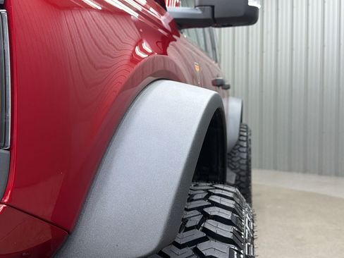 Used 2025 Ford Bronco Badlands w/ Sasquatch Package image 13