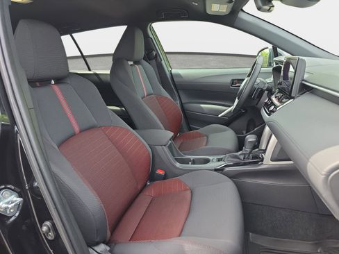 Used 2025 Toyota Corolla Cross AWD Hybrid image 10