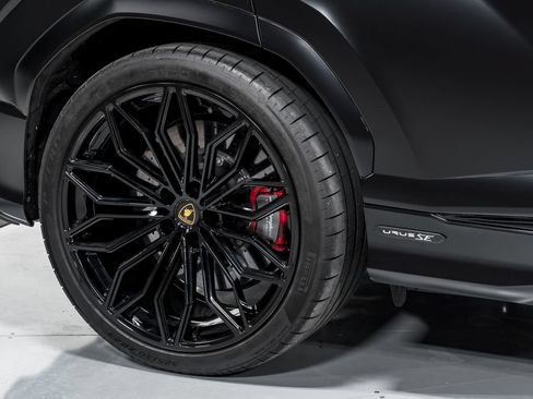 Used 2025 Lamborghini Urus S AWD/4WD image 58