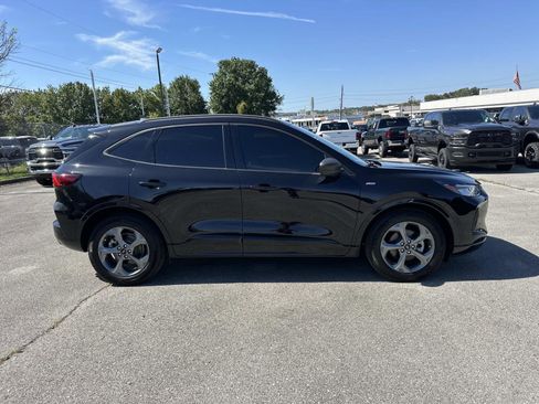 Used 2023 Ford Escape ST-Line w/ Equipment Group 301A image 4