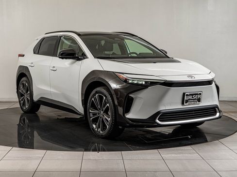 Used 2023 Toyota bZ4X Limited w/ Weather Package image 12