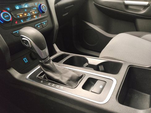 Used 2019 Ford Escape SE image 26