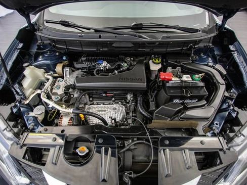 Used 2016 Nissan Rogue SV image 13