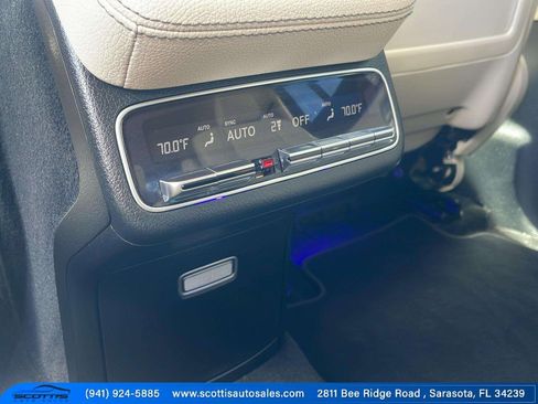 Used 2021 Mercedes-Benz GLS 450 4MATIC image 24