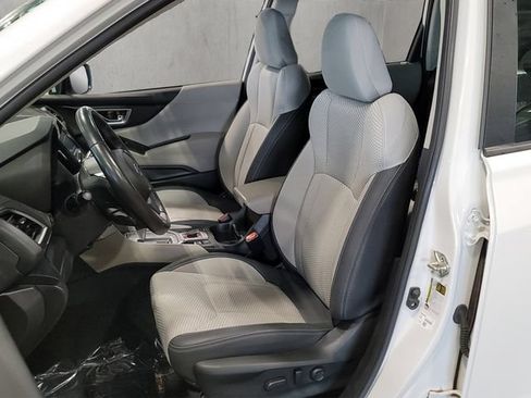 Used 2021 Subaru Forester Premium AWD/4WD image 29