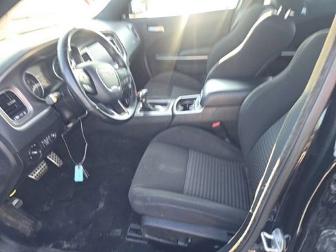 Used 2022 Dodge Charger R/T RWD image 9