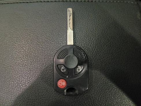 Used 2015 Ford Escape SE w/ Equipment Group 201A FWD image 32