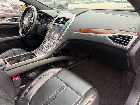 Used 2019 Lincoln MKZ Reserve AWD/4WD image 10