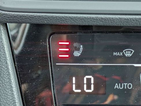 Used 2026 Volkswagen Jetta Sport FWD image 28