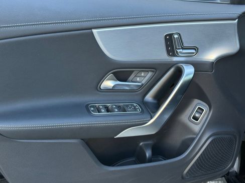 Used 2023 Mercedes-Benz CLA 250 image 20